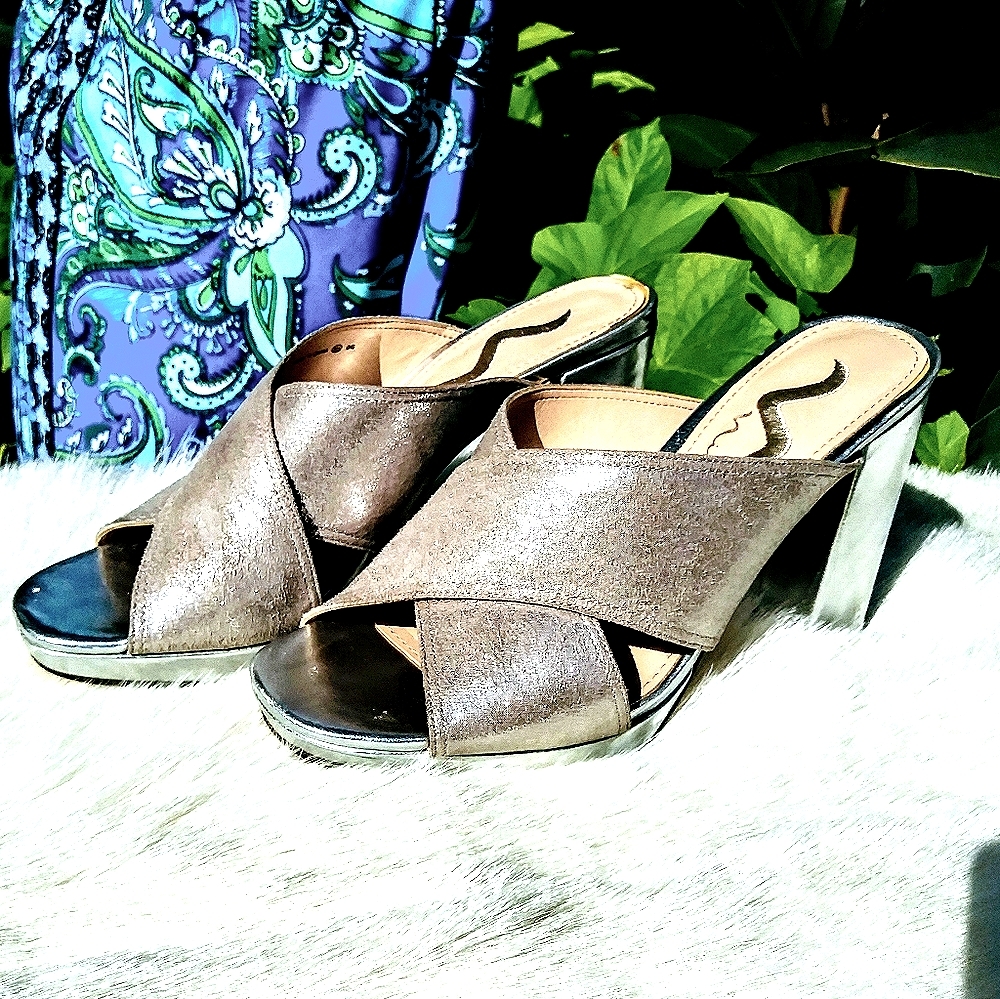 Vintage Nina chunky heel silver leather upper sz 7